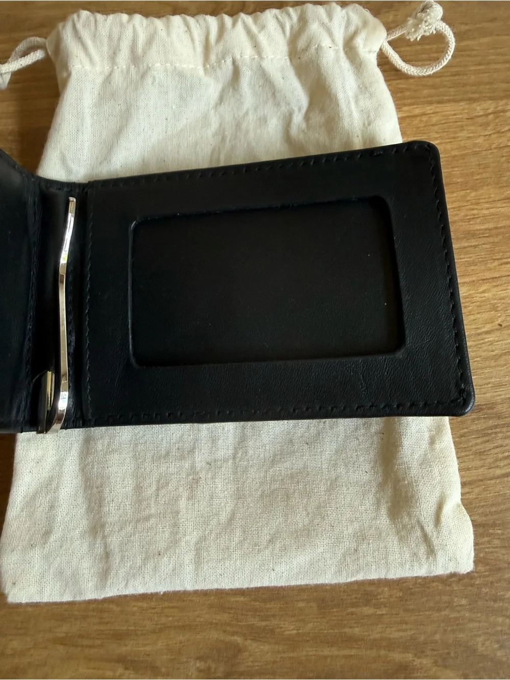 Quince Men’s Italian Leather Money-Clip Wallet in Black New.